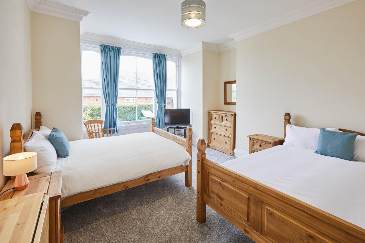 Apartamento Ground Floor At The Old Vicarage Scarborough Exterior foto