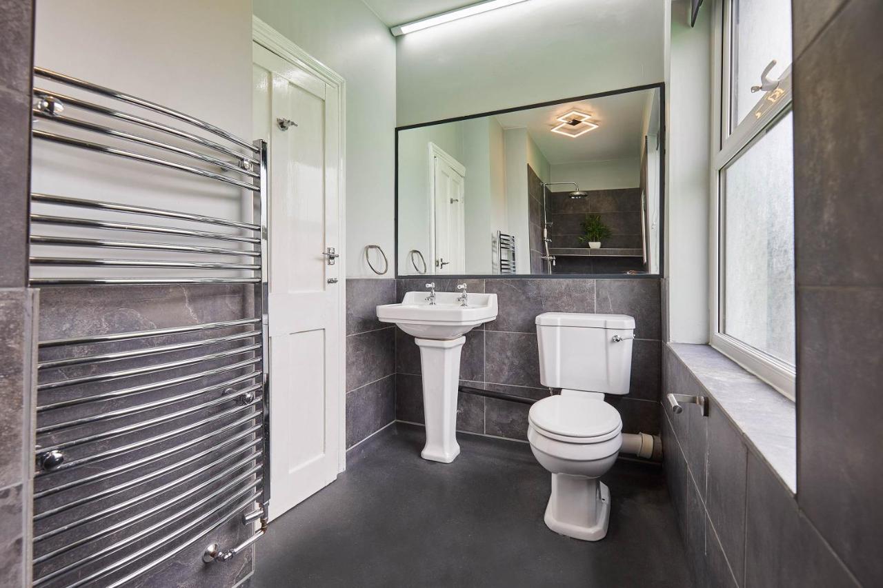 Apartamento Ground Floor At The Old Vicarage Scarborough Exterior foto